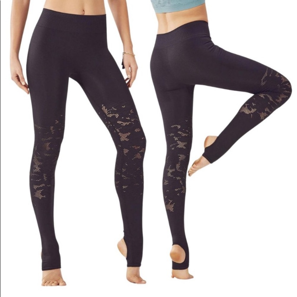 Fabletics Elise Seamless Floral Jacquard Black Legging w/Stirrups